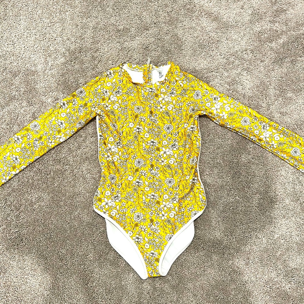 Girls swimsuit